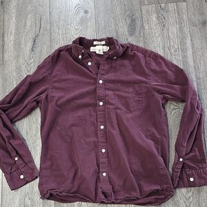 Men's Burgundy Button-Up Shirt